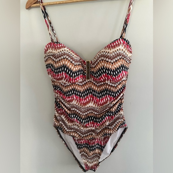 La Blanca Other - La Blanca Red and Brown One Piece Swimsuit with Zigzag Pattern